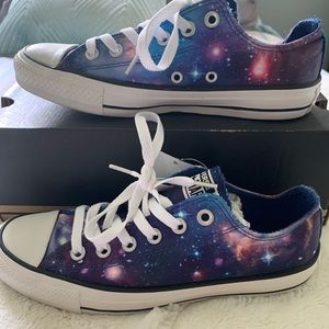 NWT Converse Midnight Lake - M5 W7